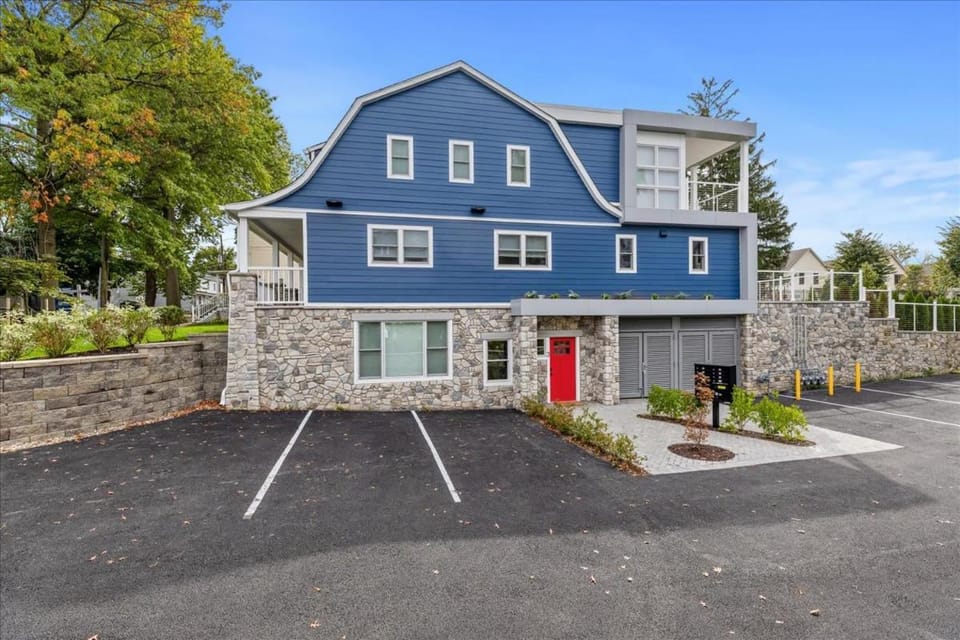 Modern Princeton Stay Steps from Nassau Street Apartment in Princeton