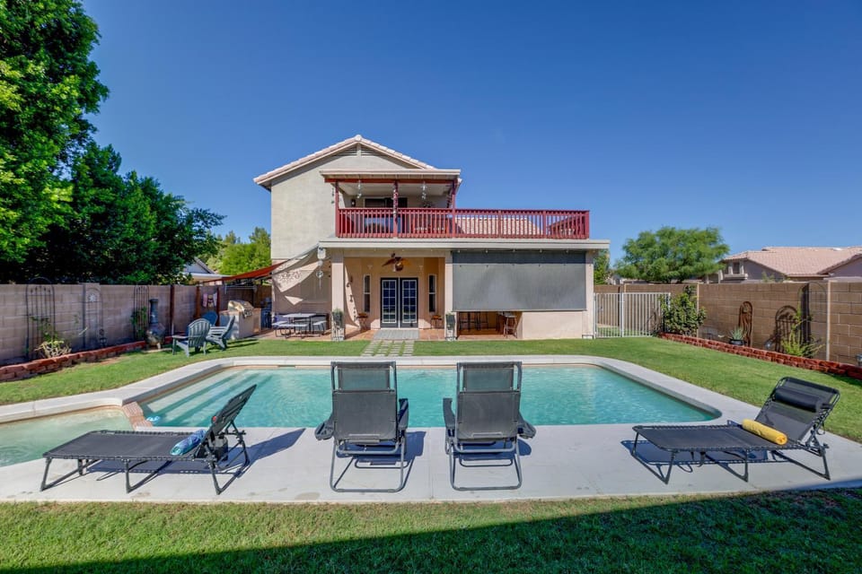 Labor Day Weekend Special: Flexible Check-In/Out! House in Phoenix