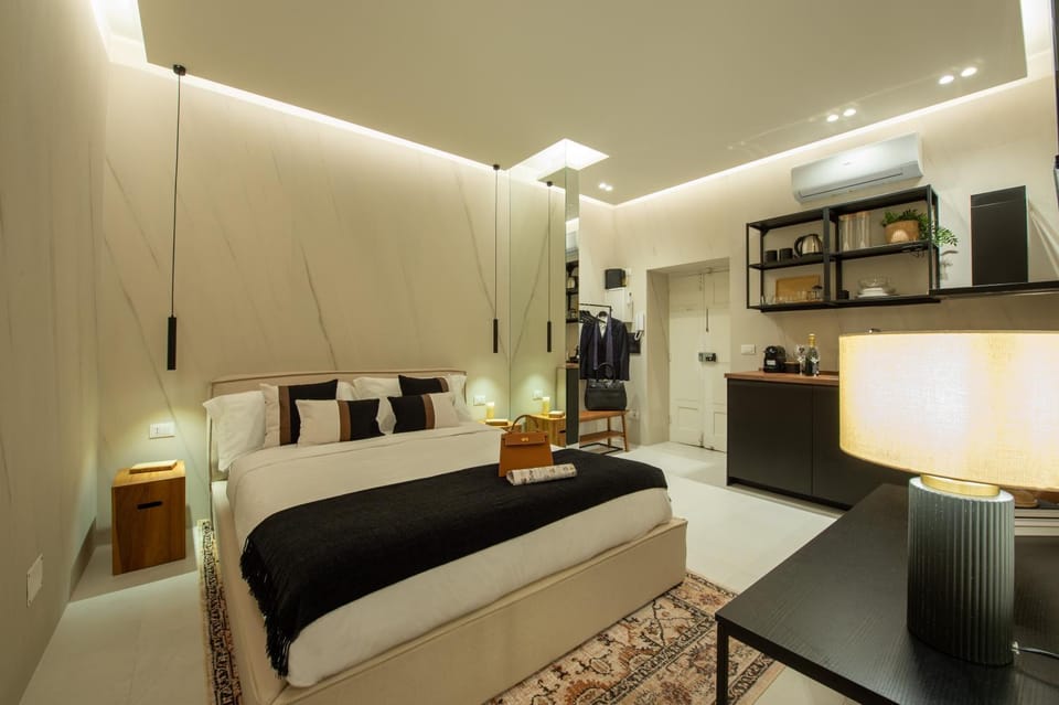 Kitchen or kitchenette, Photo of the whole room, Bedroom