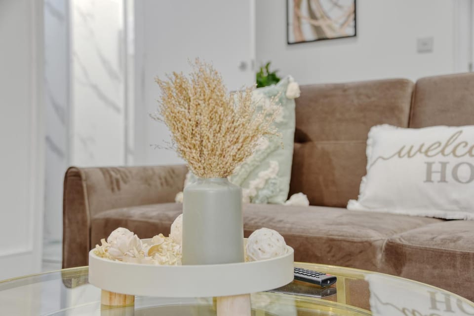 The Luxe Apartment Apartment in Bromley