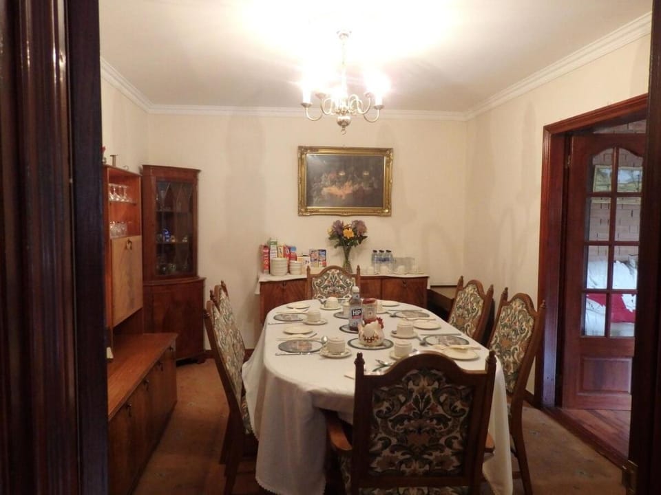 Hay Lane Lodge Bed and Breakfast in Shirley
