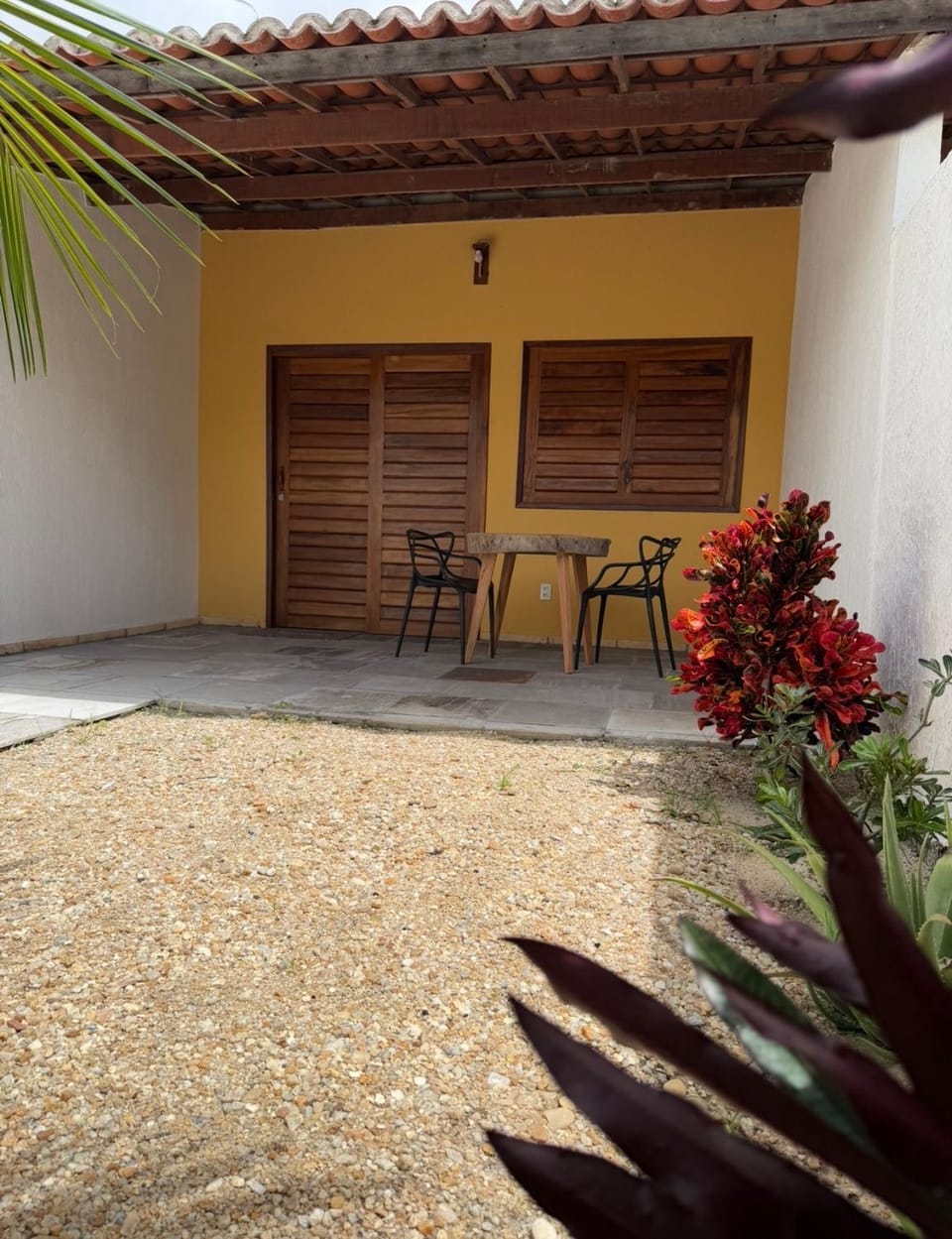 Property building, Patio, Day