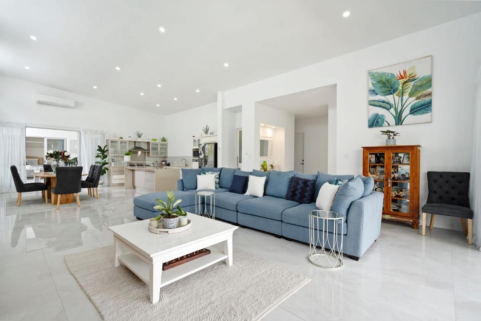 Ocean Breeze on Malibu House in Kingscliff