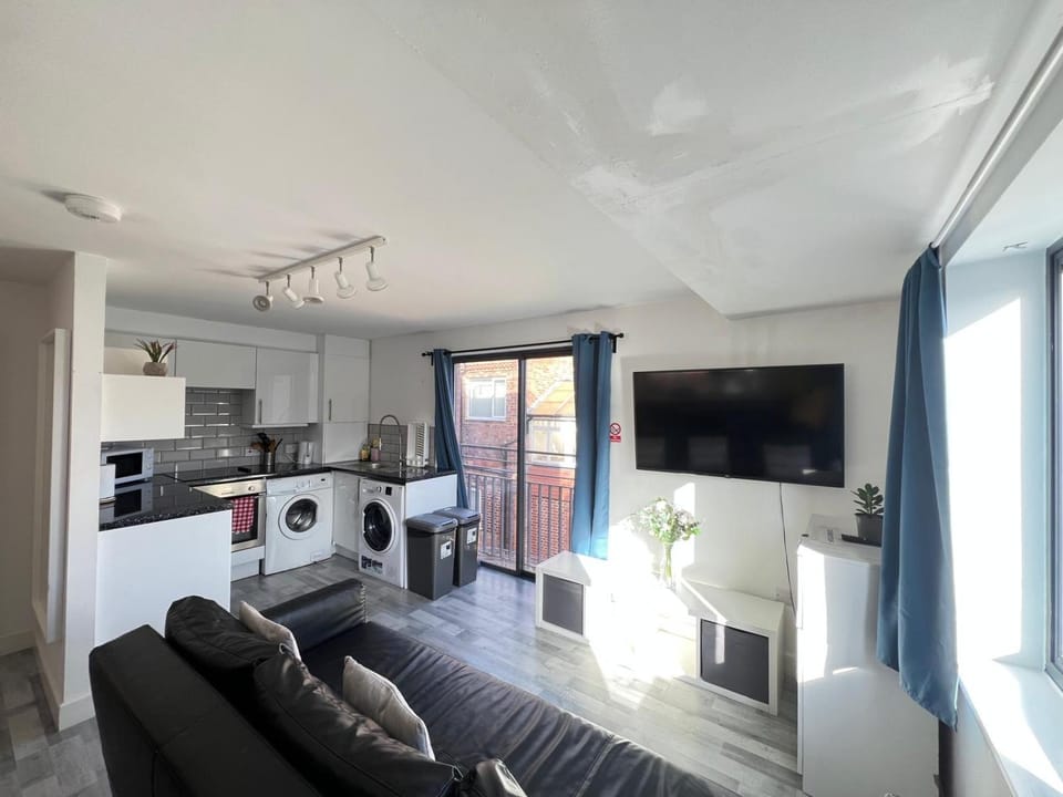 Modern 2BR Apt near NTU & City Centre-Free Parking Apartment in Nottingham