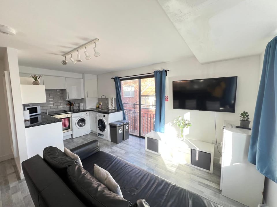 Modern 2BR Apt near NTU & City Centre-Free Parking Apartment in Nottingham