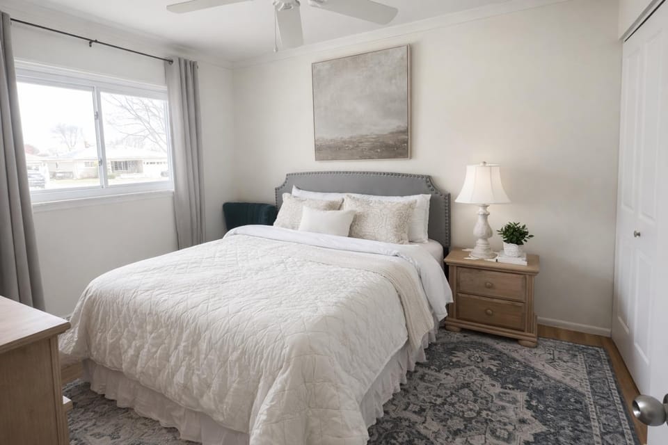 Charming Getaway Make Memories Villa in Sterling Heights