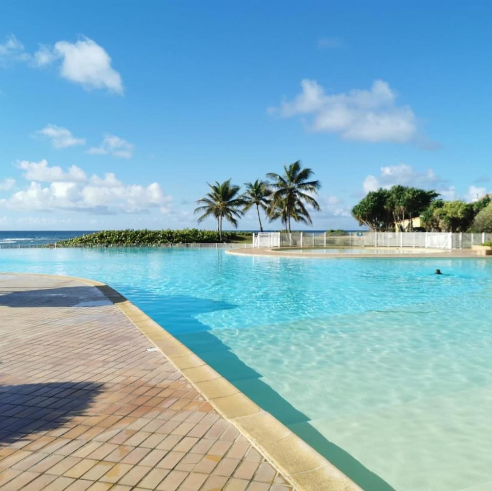 Saint-François - Studio avec piscine et plage-Detente au Balisier Apartment in Grande-Terre, Guadeloupe