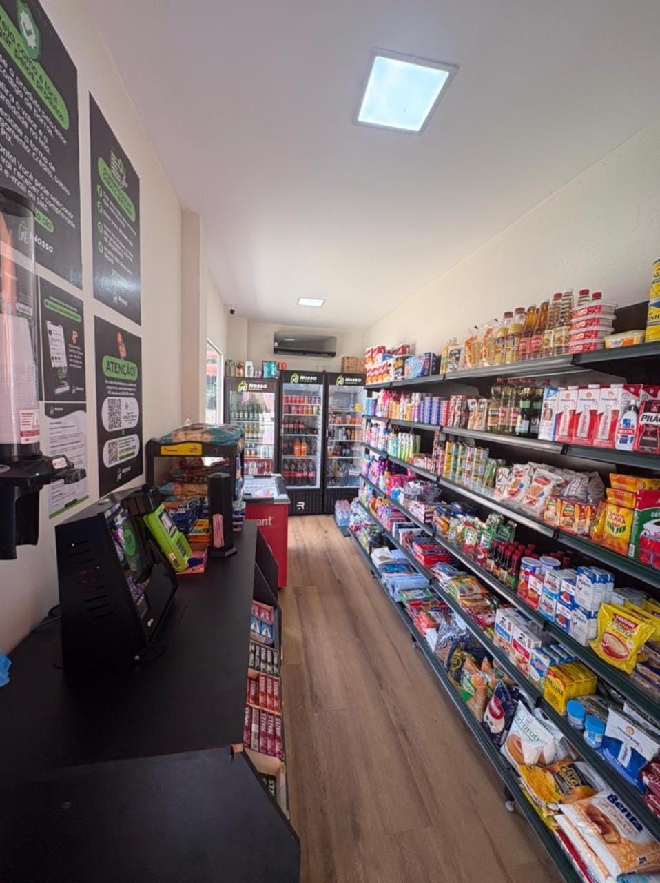 Supermarket/grocery shop