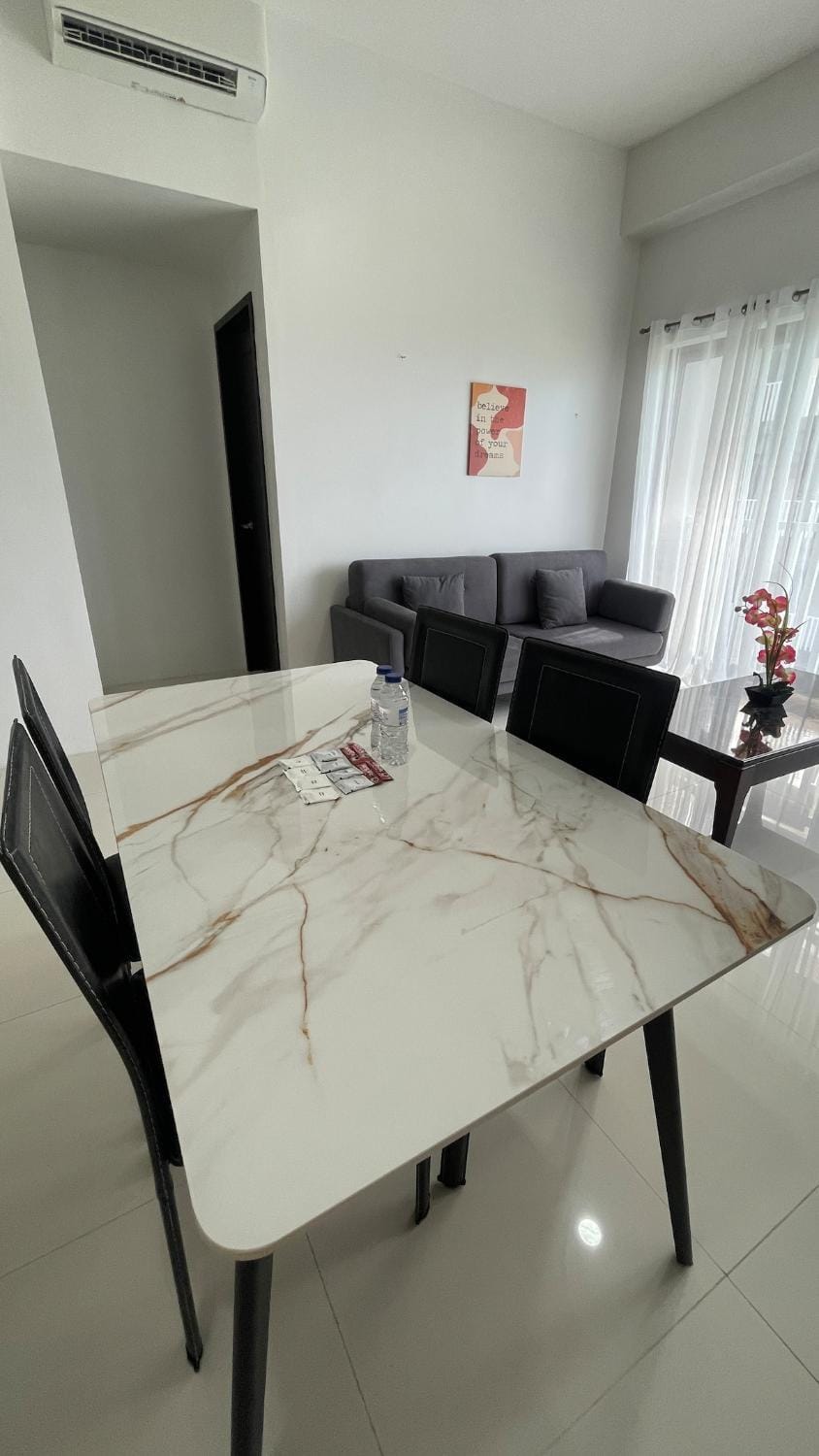 WV 34 Spacious Comfort Stay Apartment in Iloilo City