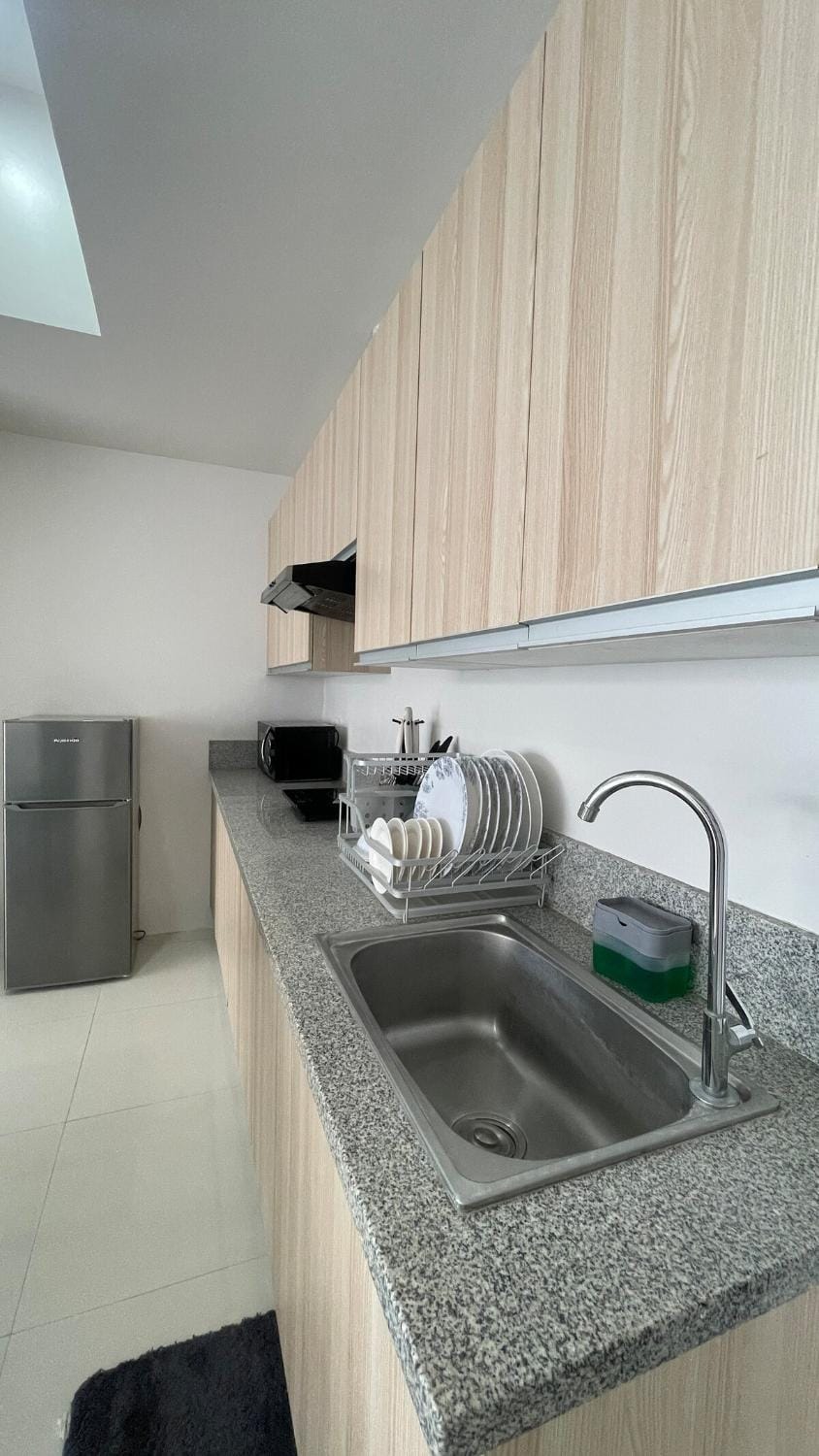 WV 34 Spacious Comfort Stay Apartment in Iloilo City