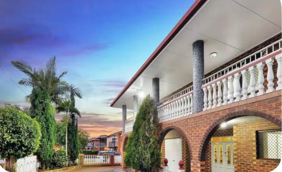 Mains Rd 3人大房只和一个房间合用卫浴M5 Vacation rental in Brisbane
