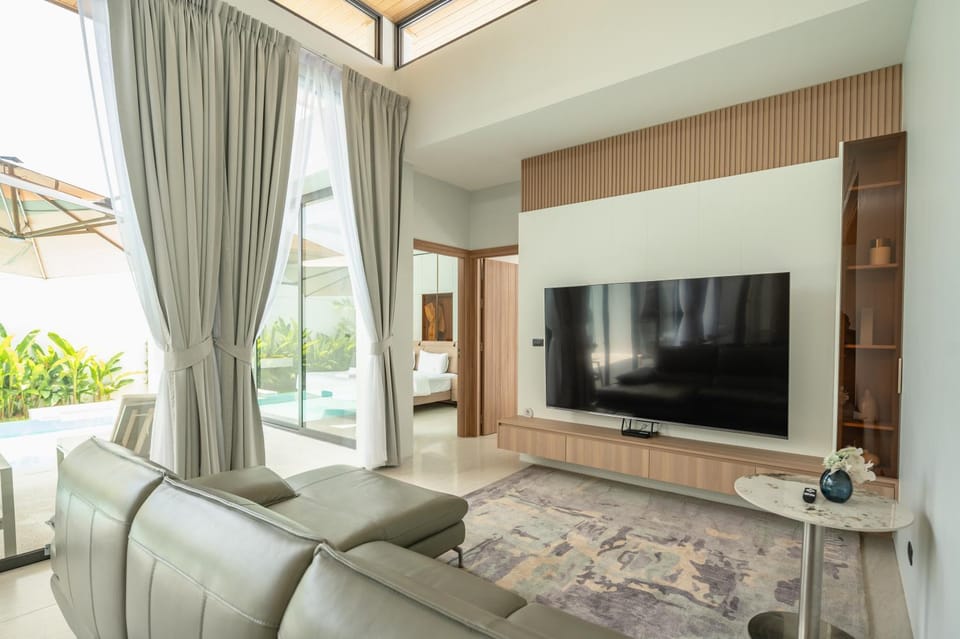 TV and multimedia, Living room, Seating area