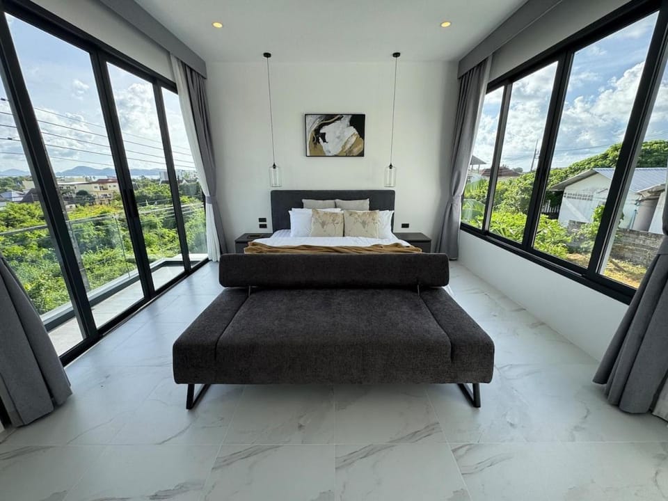 Brand new Luxury Pool Villa Seaview Rooftop Villa in Rawai