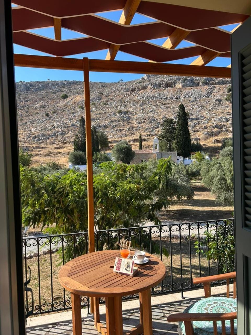 Patio, Day, Natural landscape, View (from property/room), Balcony/Terrace, Mountain view