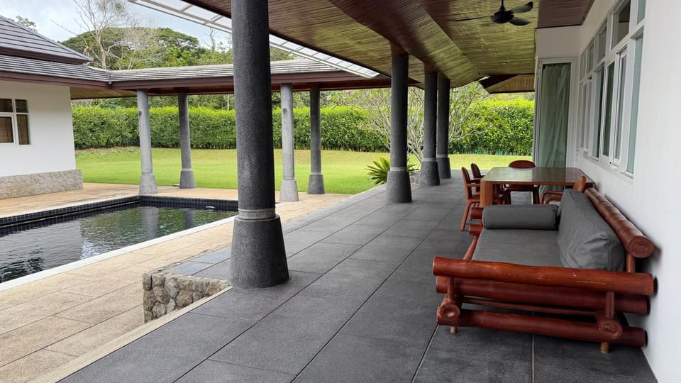 The Majestic Estate - 6 Bedroom Private Villa Villa in Pa Klok