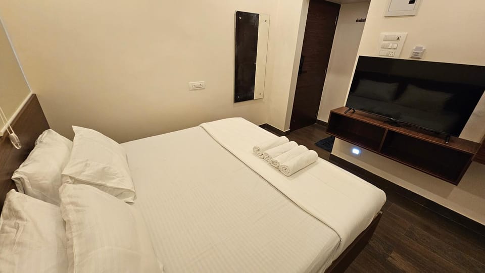 Chippy Inn Tharamani Hotel in Chennai