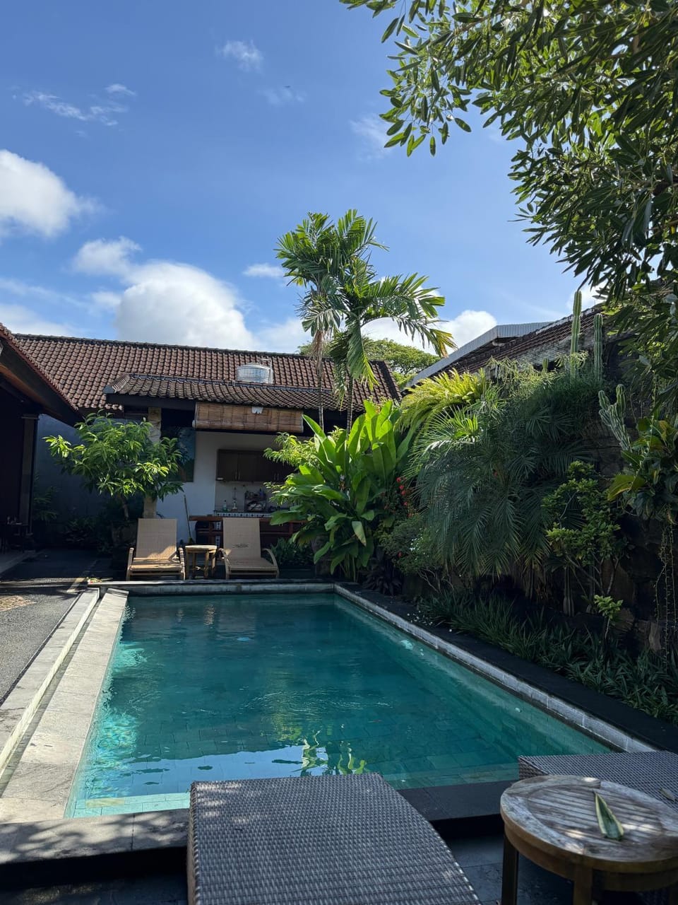 Nyoman Guesthouse Canggu Bed and Breakfast in North Kuta