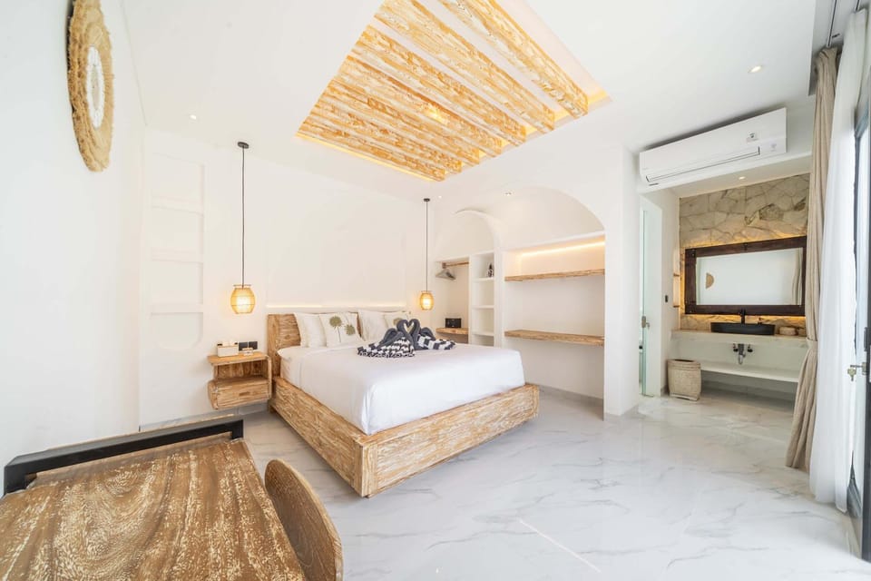 Bed, Photo of the whole room, Bedroom, safe, wardrobe, air conditioner