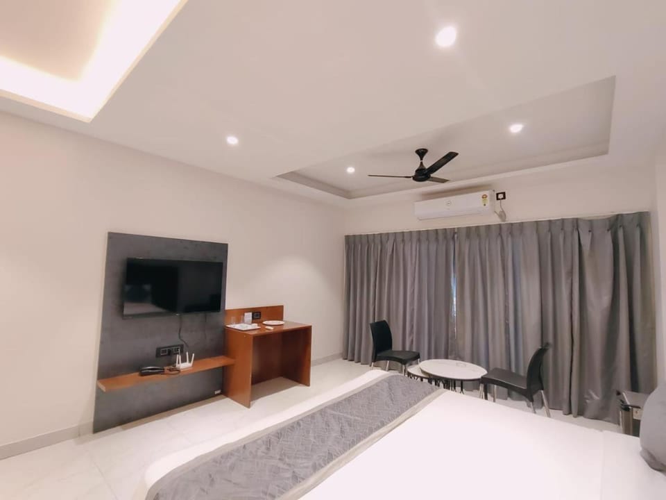 Sanskruti Grand Executive Hotel in Maharashtra
