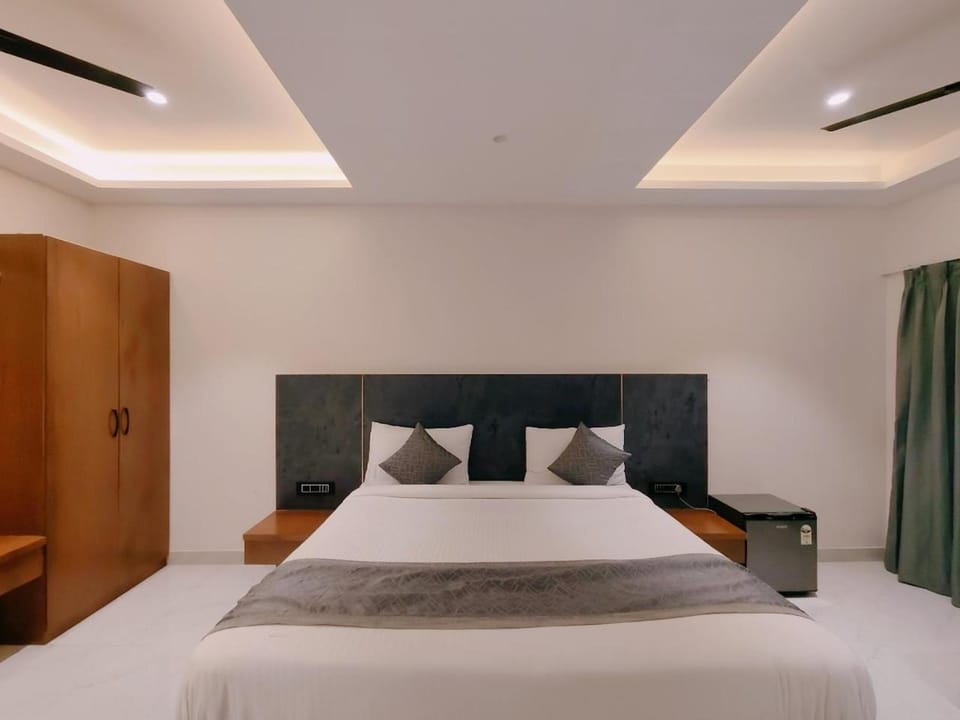 Sanskruti Grand Executive Hotel in Maharashtra