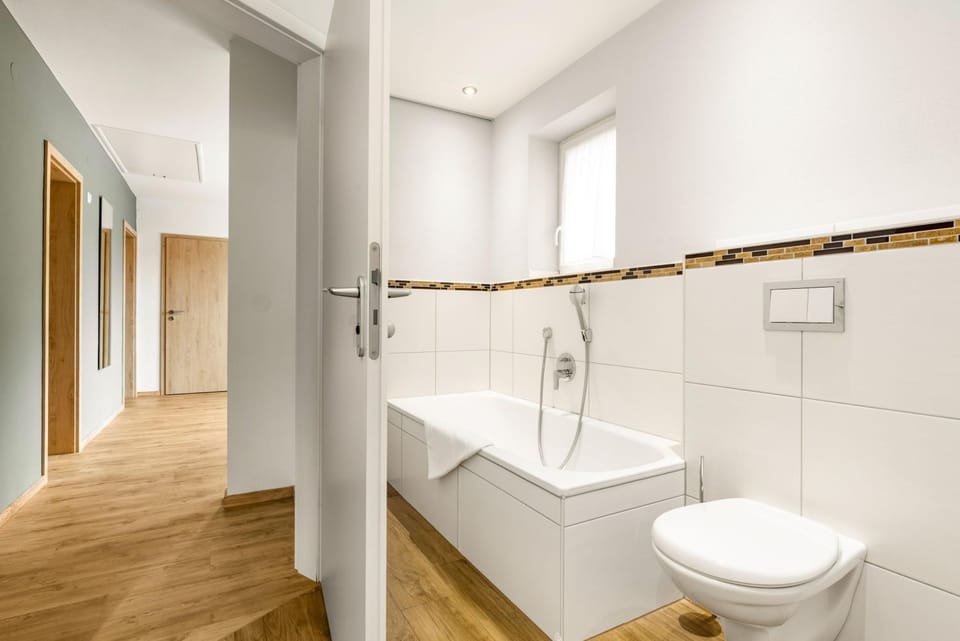 Toilet, Bathroom, Bath