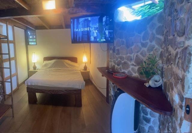 Fare Hinavainui House in Moorea-Maiao