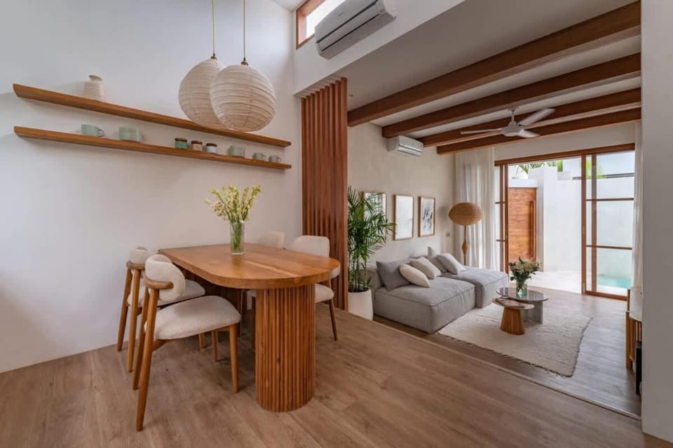 Villa KIRA - Romantic Villa 5 min to the Beach Villa in North Kuta