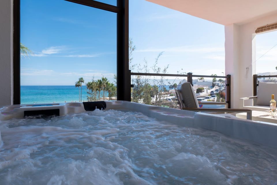 Hot Tub, Balcony/Terrace