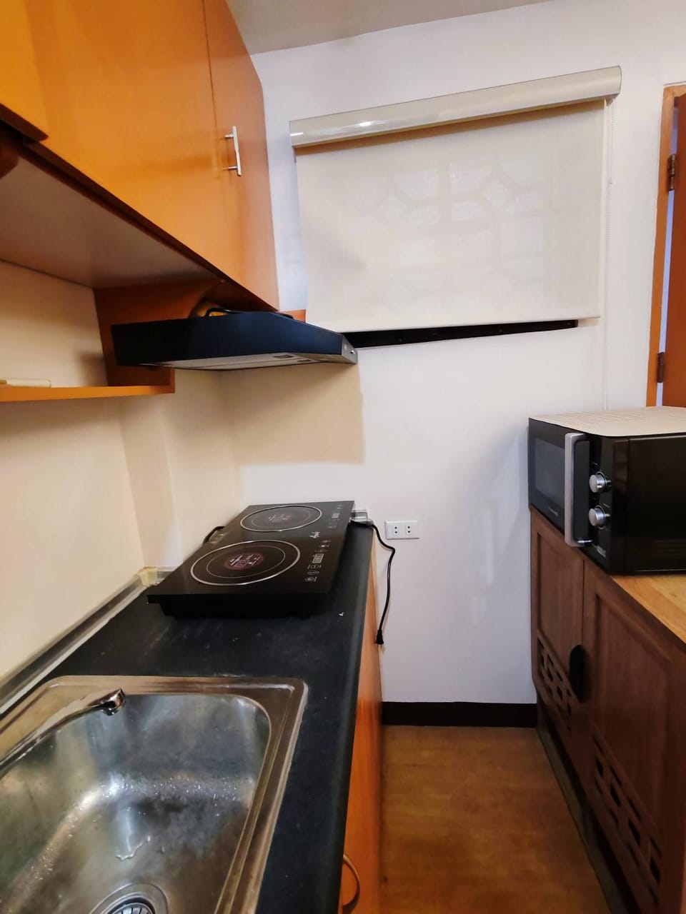 microwave, oven, kitchen