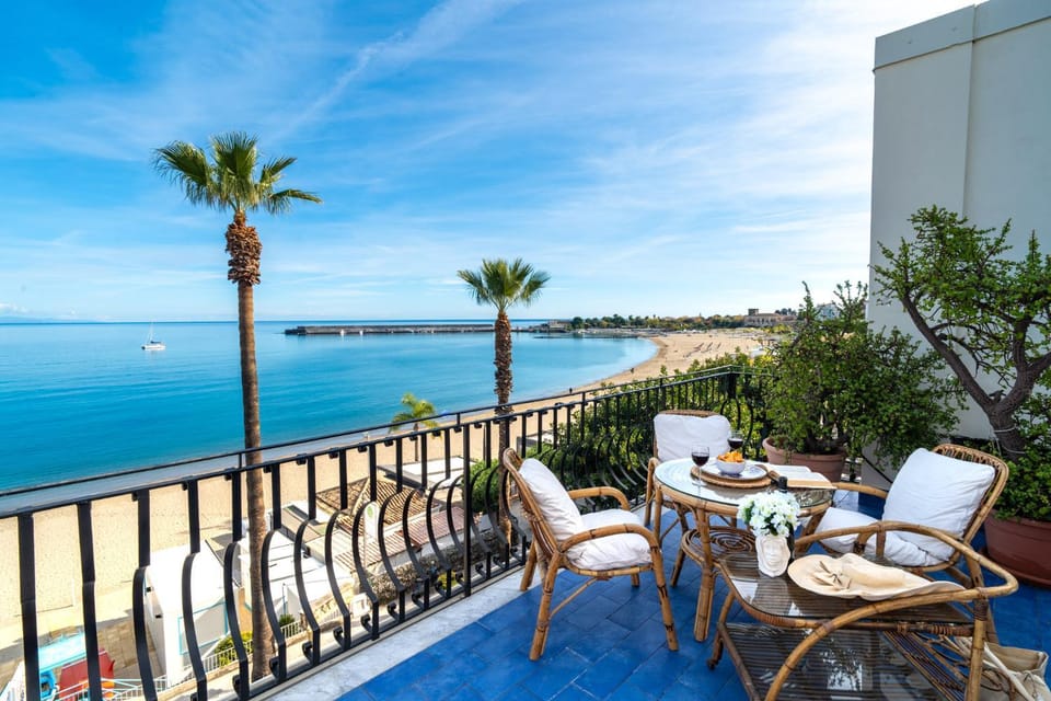 Day, Natural landscape, View (from property/room), Balcony/Terrace, Beach, Sea view