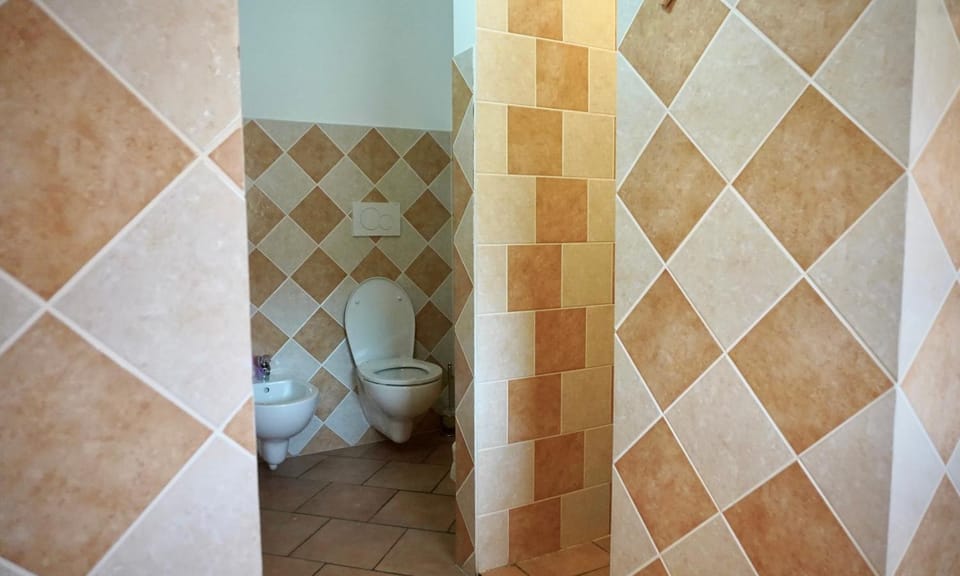 Toilet, Bathroom