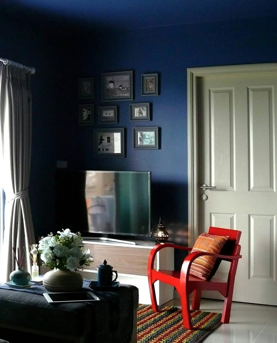 Communal lounge/ TV room, TV and multimedia, Living room