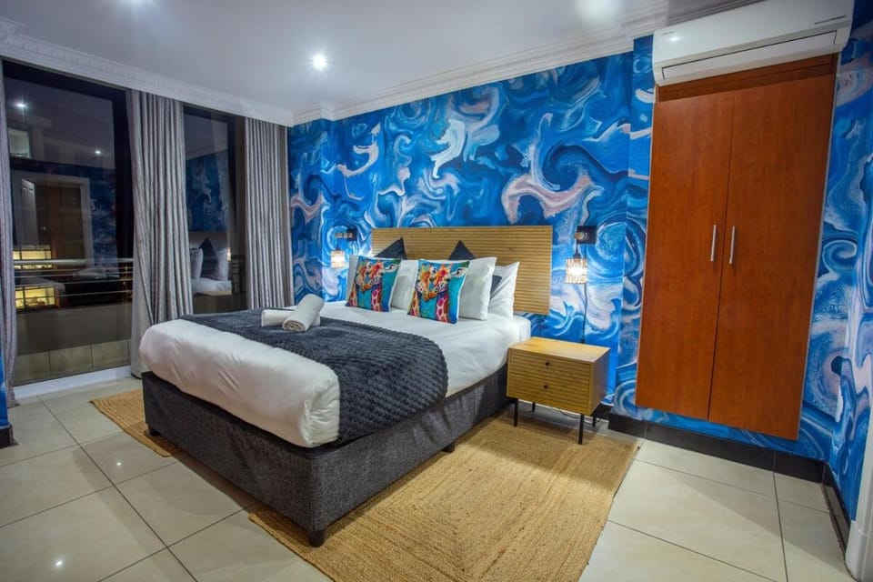 Stay at The Point - Soulful Savannah Apartment in Durban