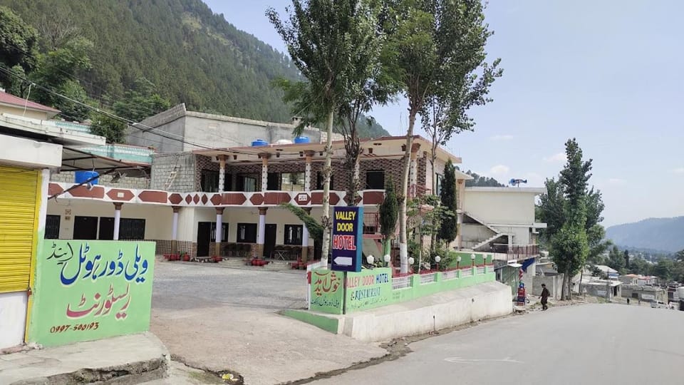 Hotel Valley Door Hotel in Pakistan
