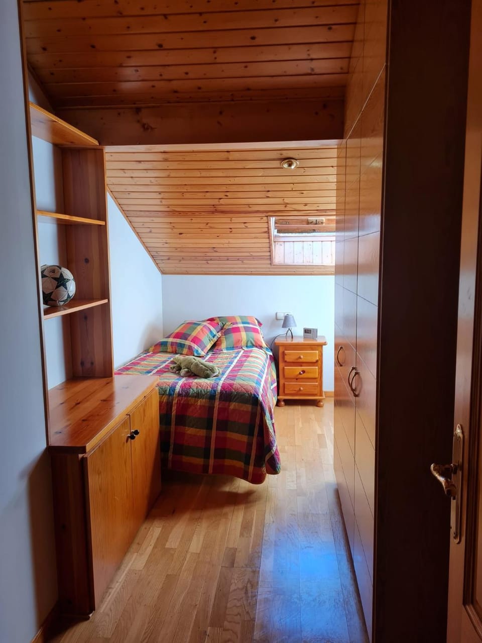 Photo of the whole room