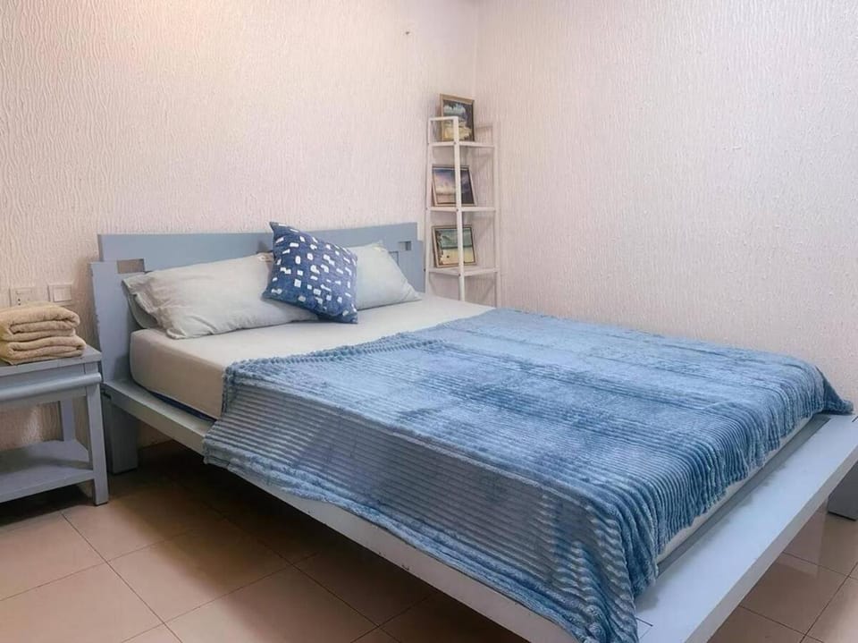 2Br seaview in Malate Marbella Tower 2 Apartment in Manila City