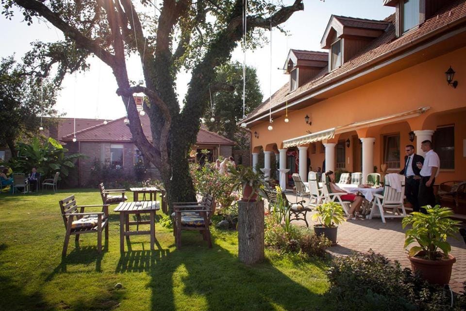 Property building, Garden