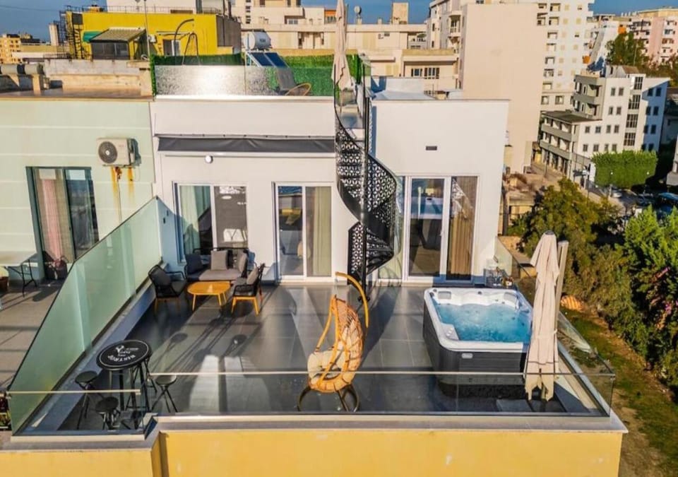 Day, View (from property/room), Balcony/Terrace, sunbed