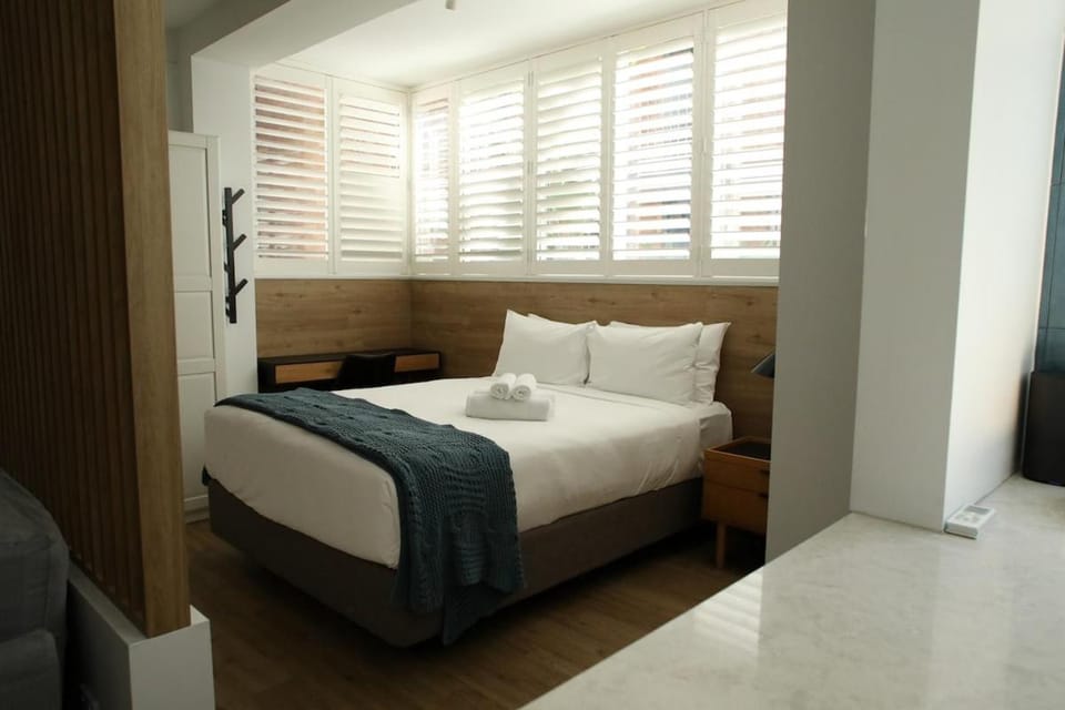 Bondi Beach Designer Studio - Hall St - Superhost Apartment in Sydney