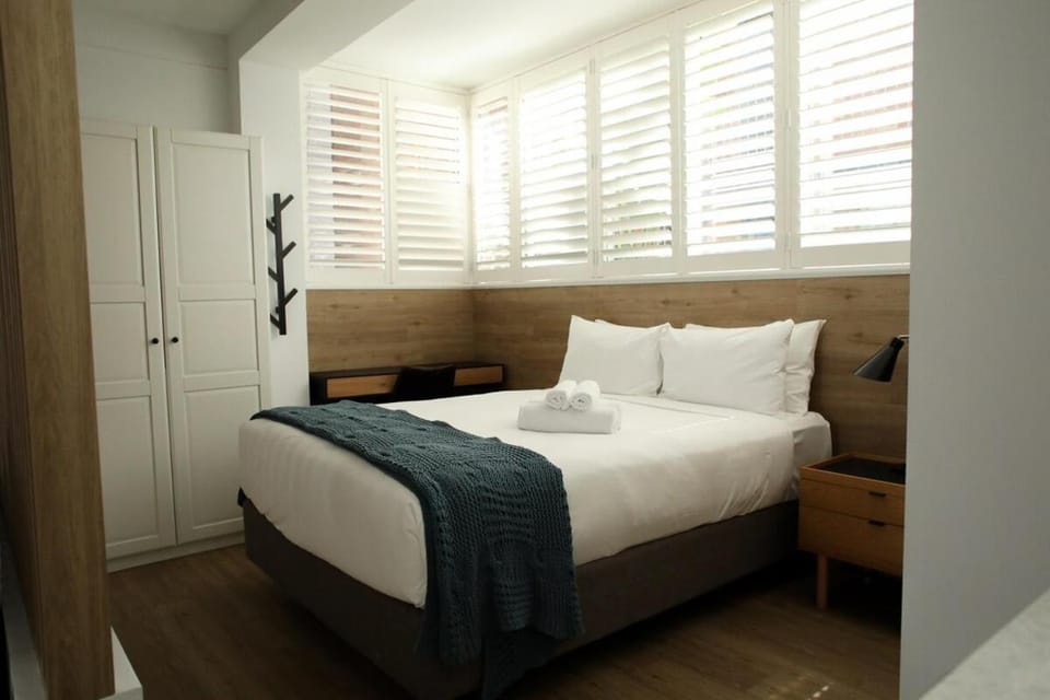 Bondi Beach Designer Studio - Hall St - Superhost Apartment in Sydney