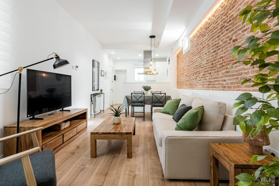 TV and multimedia, Living room, Seating area