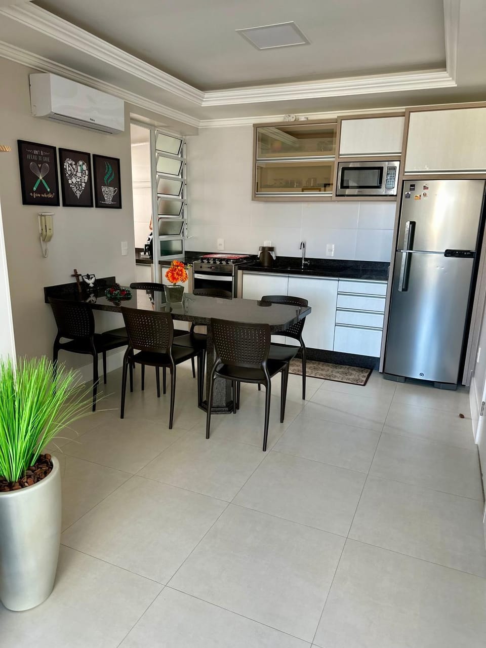 Apartamento na praia de Palmas à 200m do mar Apartment in Florianopolis