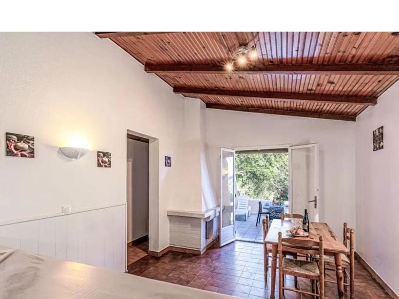 Villa Cala Rossa 45M2 4-5 pers Rondinara Bonifacio House in Bonifacio