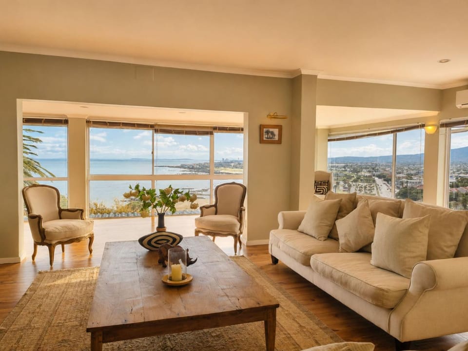 View (from property/room), View (from property/room), Living room, Seating area, Sea view, Sea view