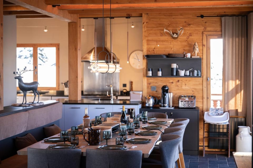 Chalet Sequoia, pour 14, familial, cozy, tout confort Chalet in Huez