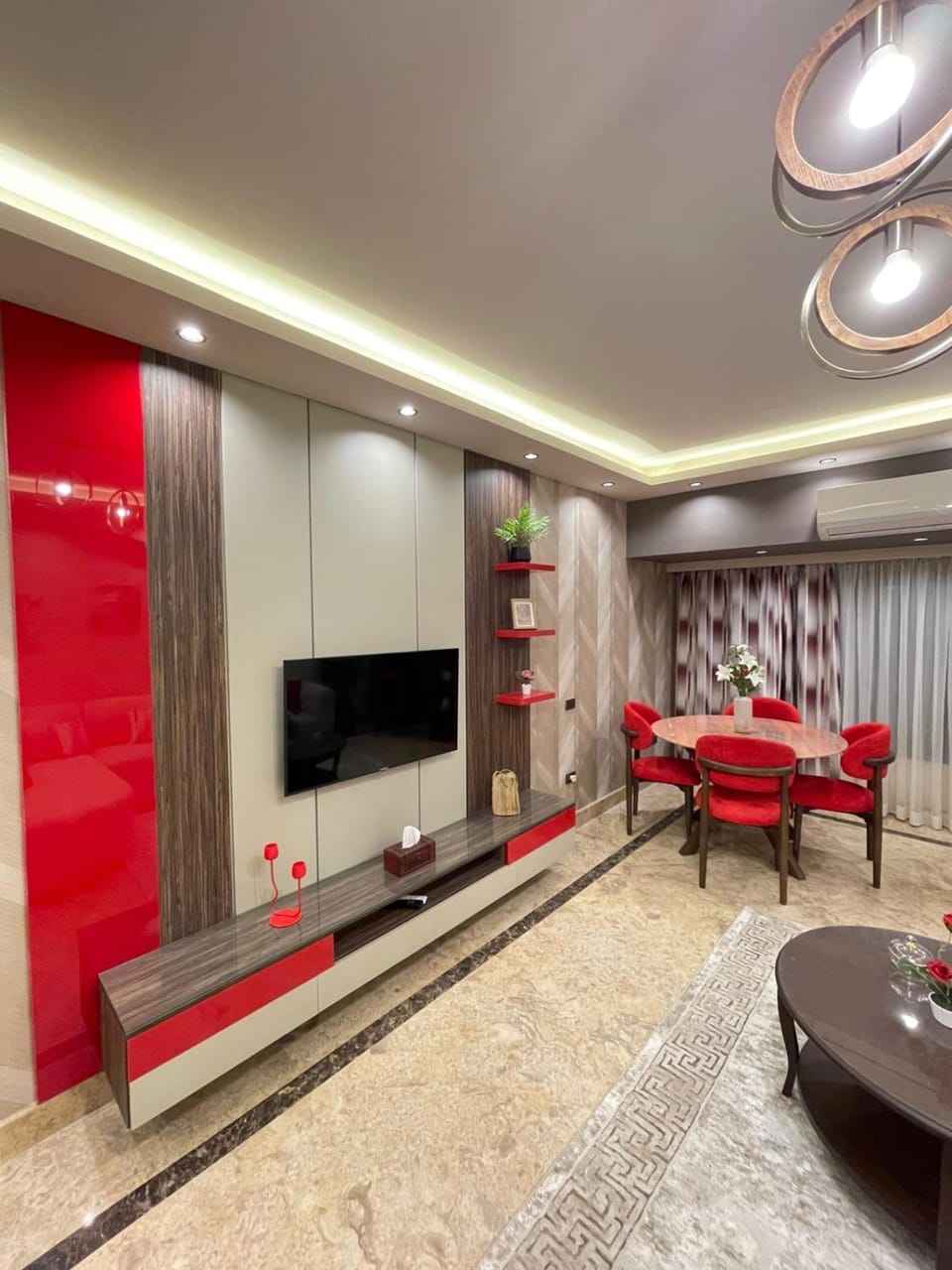 TV and multimedia, Seating area