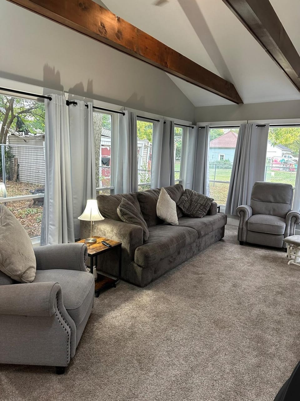 Living room, Seating area
