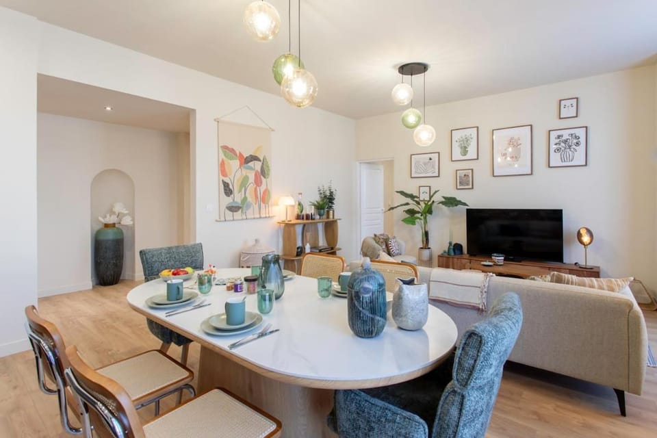 L10 Staywizus - Suite Clemenceau Central, next train station Apartment in Nice