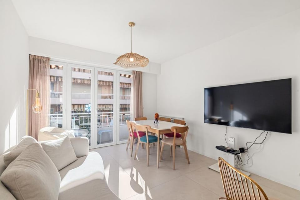 3 pièces Juan les Pins Cosy et Luxueux Apartment in Antibes