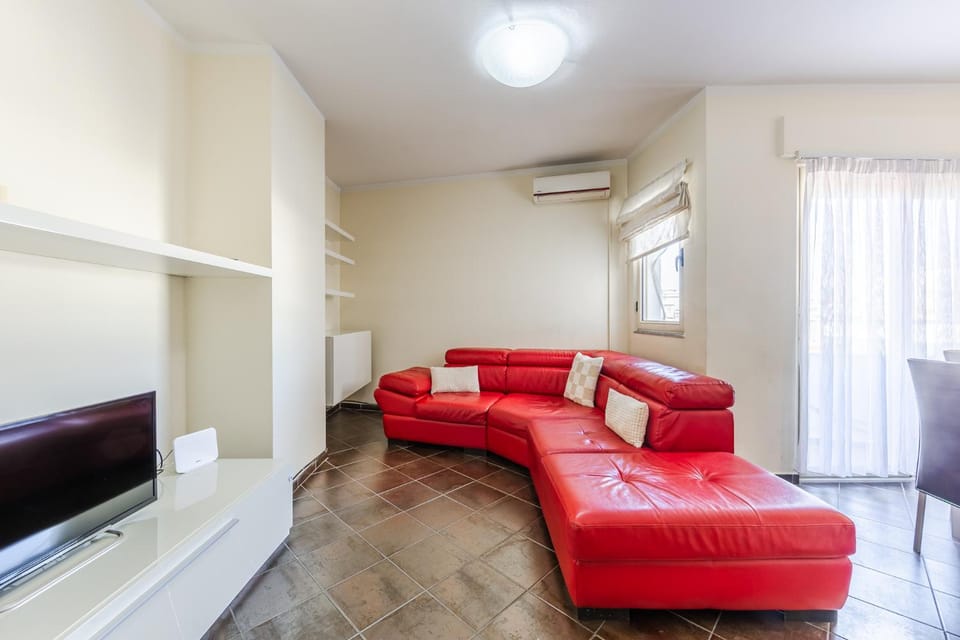 Spacious Stay in the Heart of Tirana by PikHost Apartment in Tirana